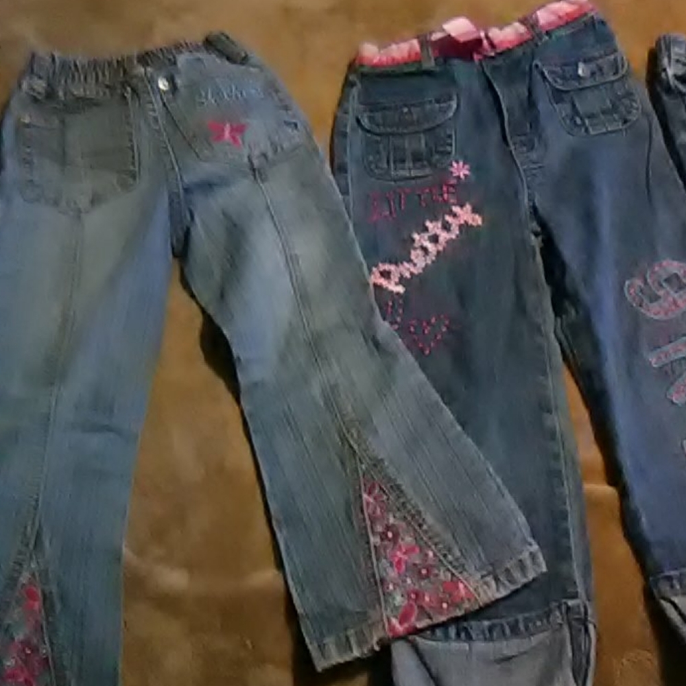 6 pair of 4 T little girl jeans used - Picture 2 of 4
